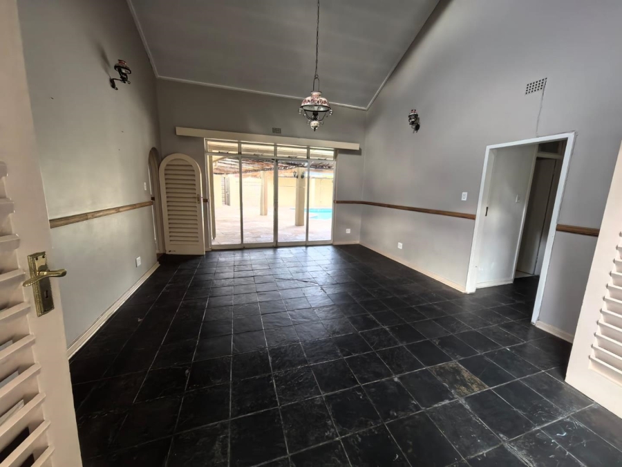 4 Bedroom Property for Sale in Monument Heights Northern Cape